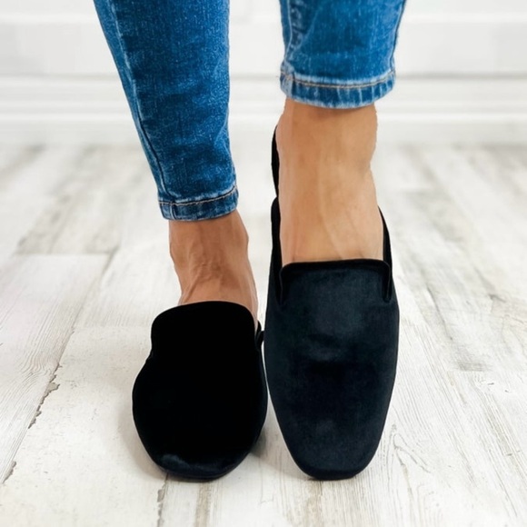 NEW Corkys | Hey Girl Slip On Mules Size 10 Black Velvet - Picture 2 of 9